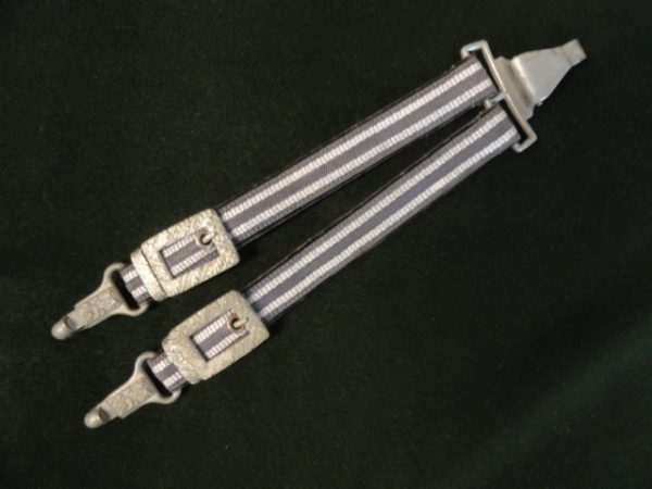 2nd Model Luftwaffe Dagger Standard Hangers (#29062)